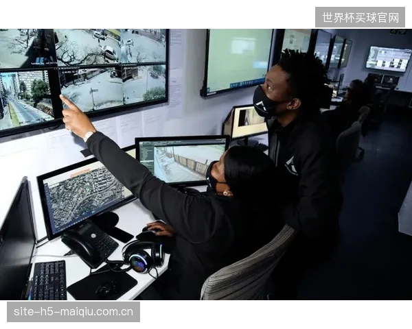 AI将重点分析南非队球员在高海拔午后比赛中的体能消耗,预测其战术执行力变化。 AI将重点分析南非队球员在高海拔午后比赛中的体能消耗,预测其战术执行力变化。